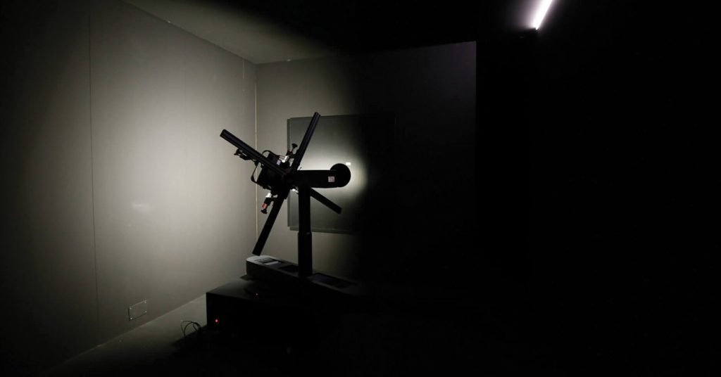 Gonioespectómetro para medición de luz led